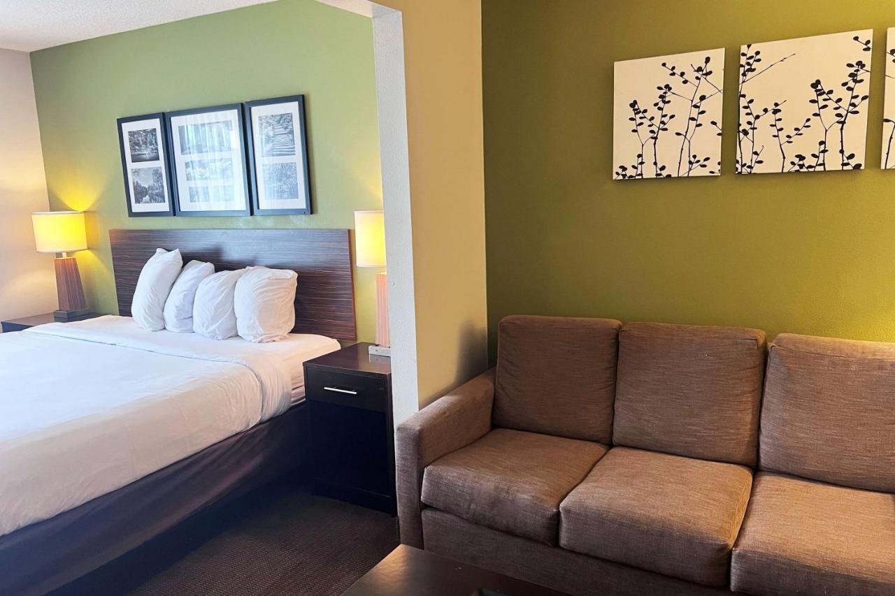 Ramada By Wyndham Jackson Ms Hotel ภายนอก รูปภาพ